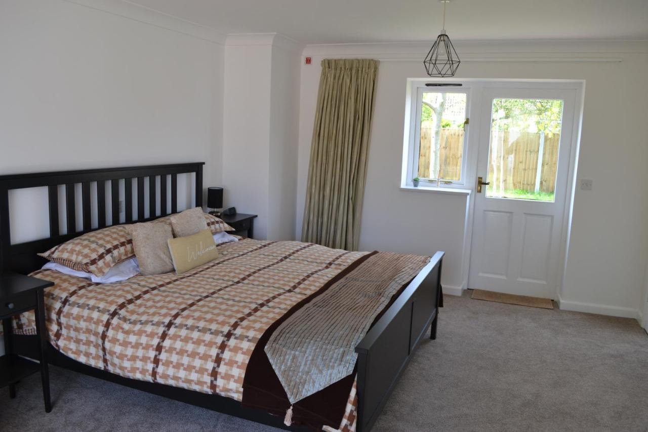 Number 6 - Lytton Tree Lodge, Reydon, Southwold Kültér fotó