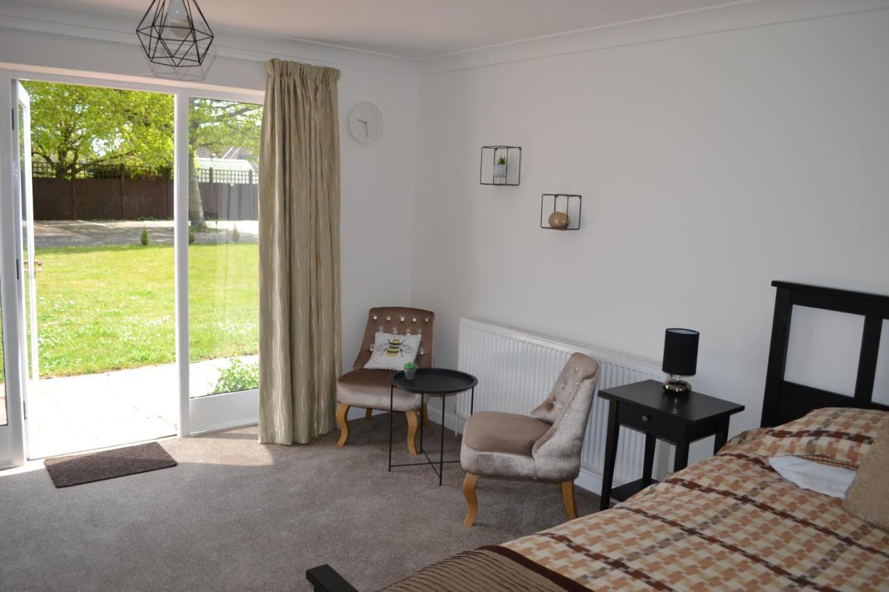 Number 6 - Lytton Tree Lodge, Reydon, Southwold Kültér fotó