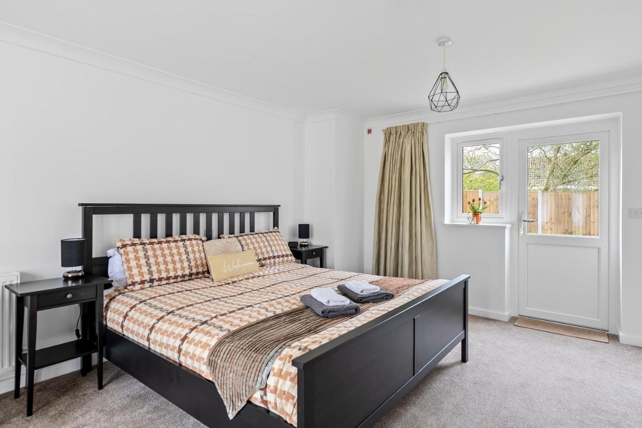 Number 6 - Lytton Tree Lodge, Reydon, Southwold Kültér fotó